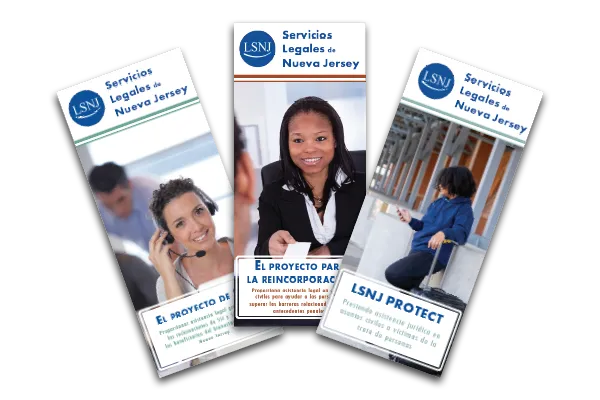 Folletos y postales de los proyectos